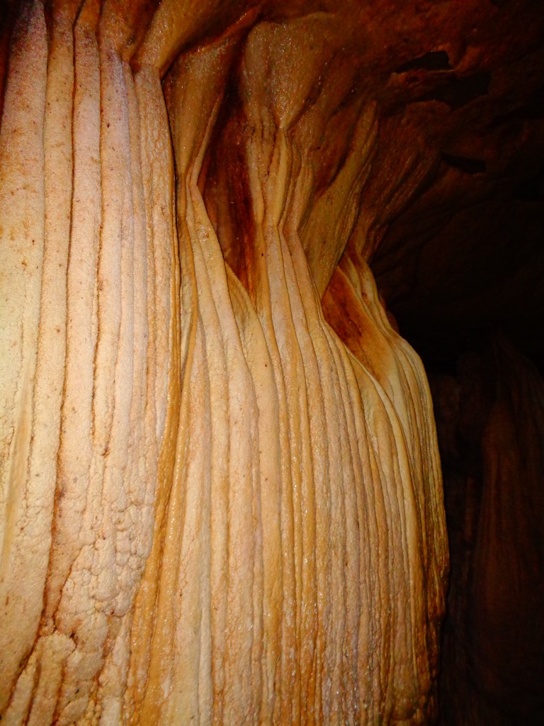 Lang cave