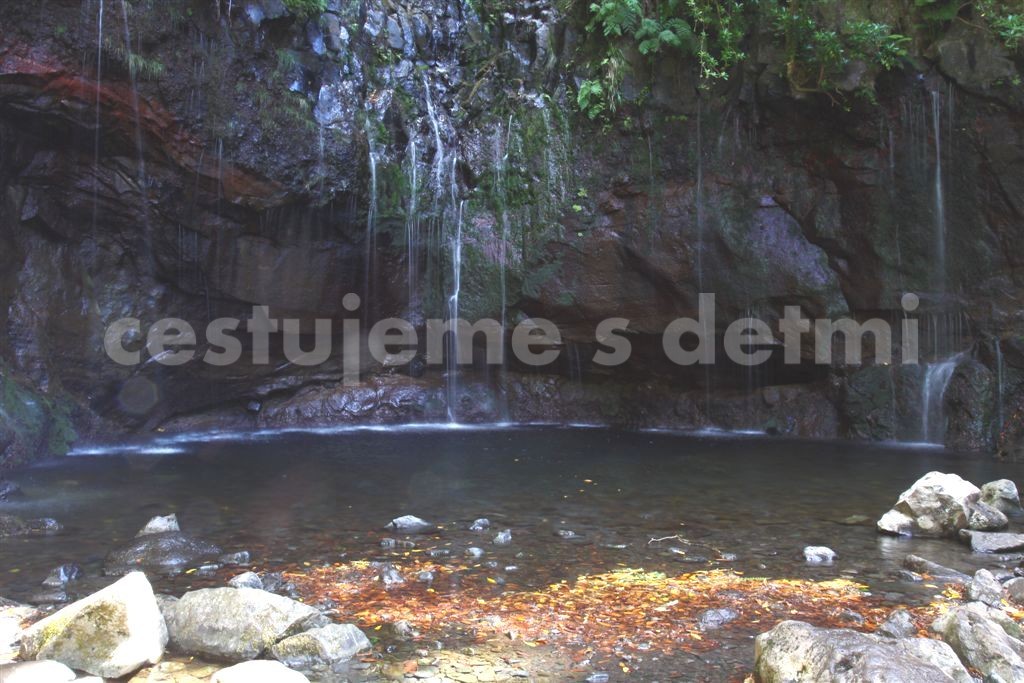 25 Fontes a jezírko - Madeira