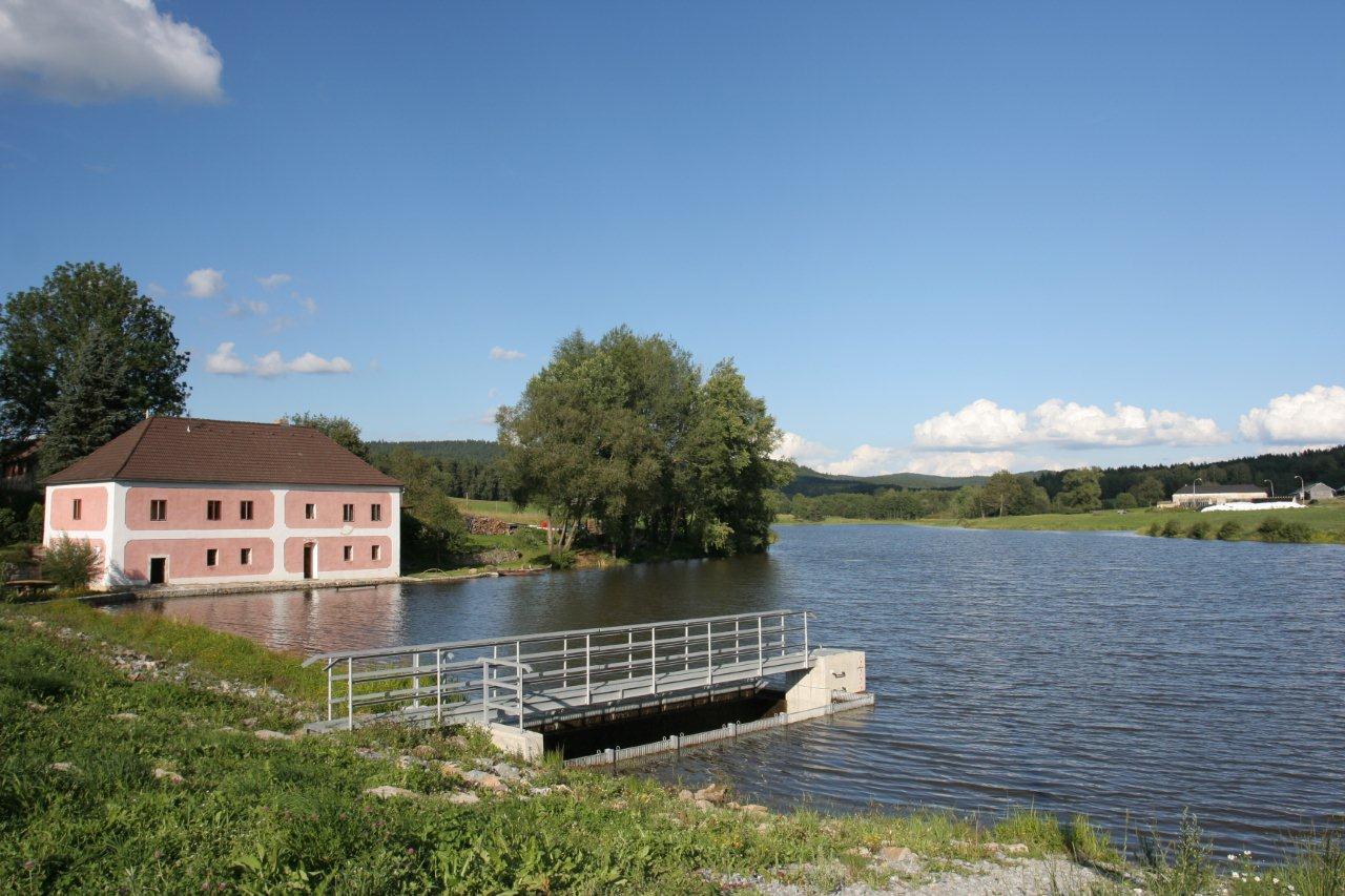 Tvrz Tichá (1)