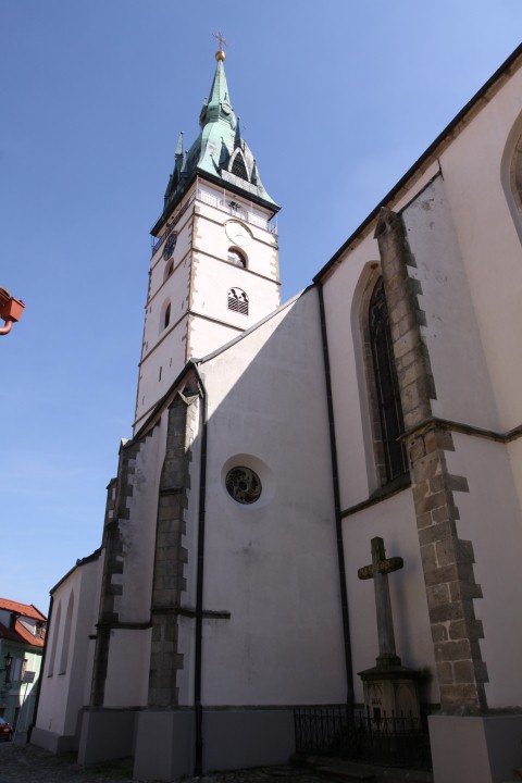 Měststká vyhlídková věž Jindřichův Hradec (1) kostel Nanebevzetí Panny Marie