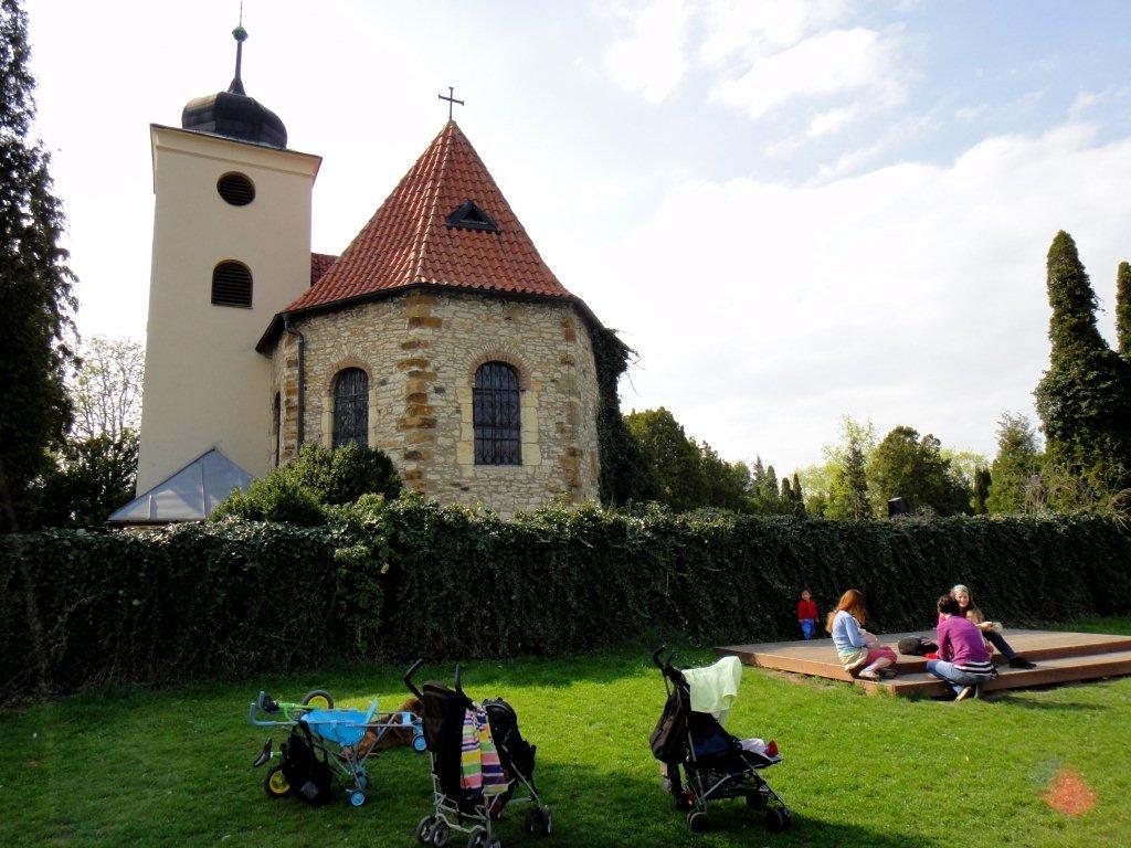 kostel sv. Klementa na Levém Hradci
