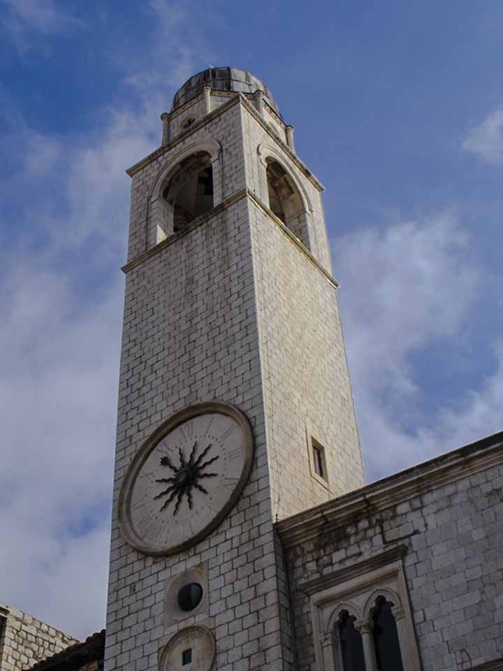 Palacio Sponza, vznešený a ohromující
