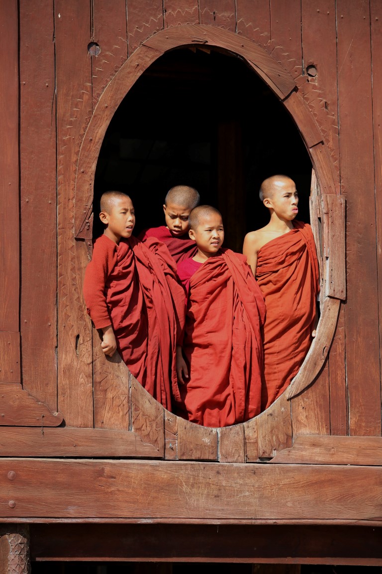 Teakový klášter Shwe Yan Pyay ( Shwe Yaunghwe Kyaung