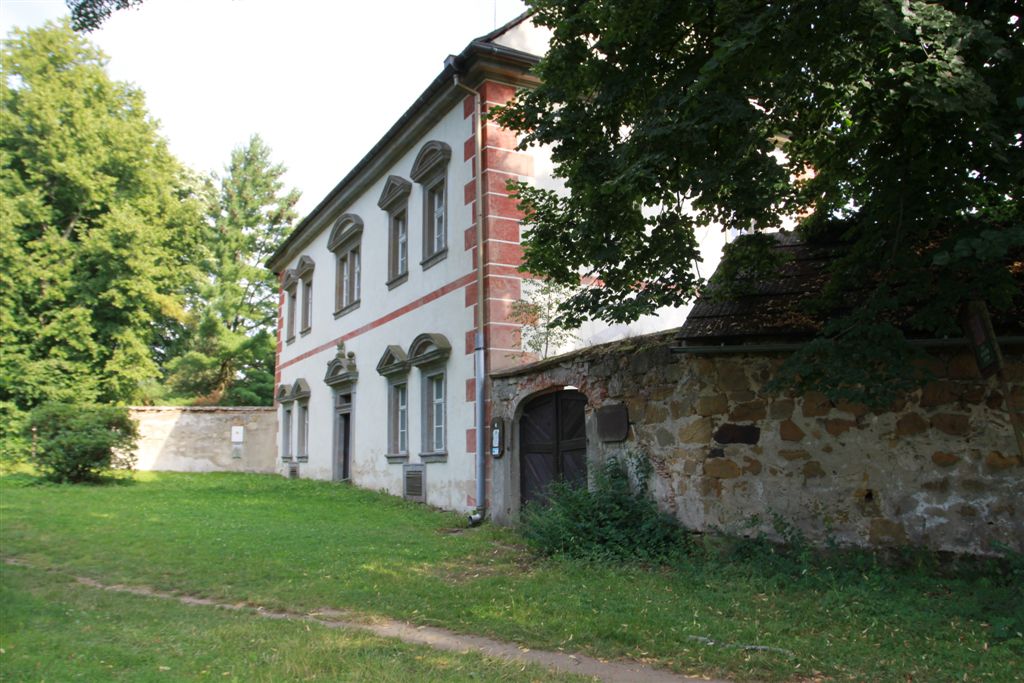 Bredovský letohrádek