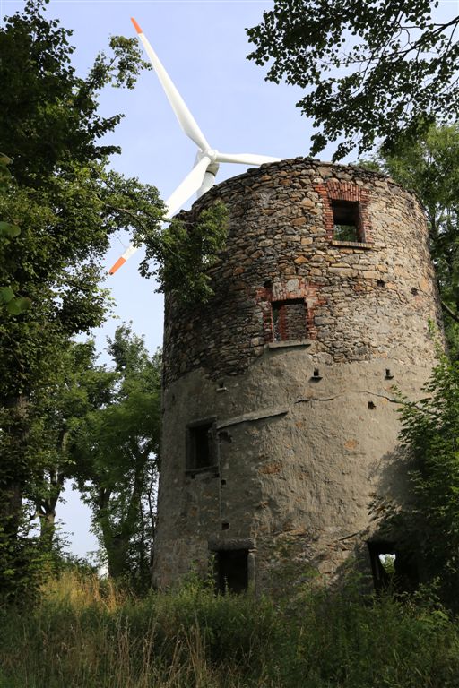 Lysý vrch – větrný mlýn