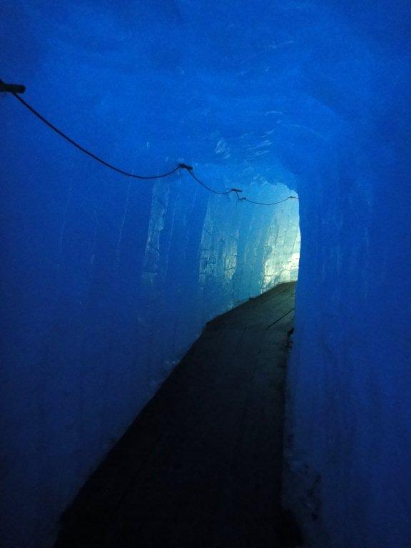 jeskyně Crystal Grotta ledová jeskyně