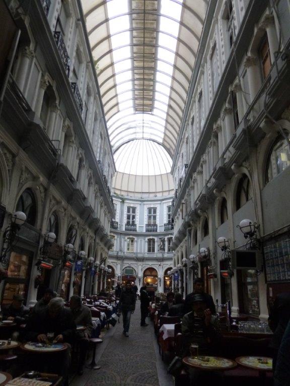 Cicek Pasaji, Istanbul