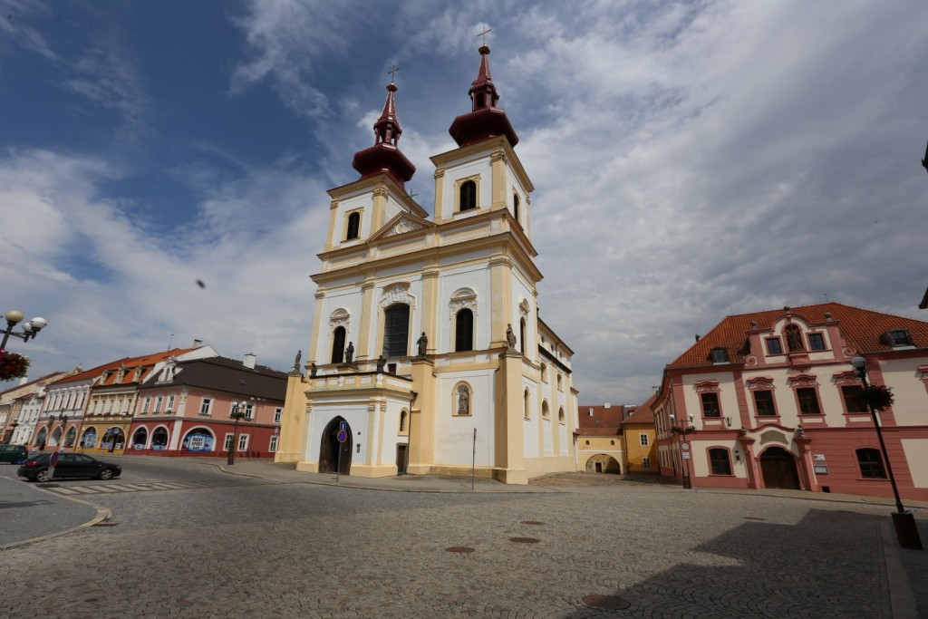 Kadaň - kostel Povýšení sv. Kříže