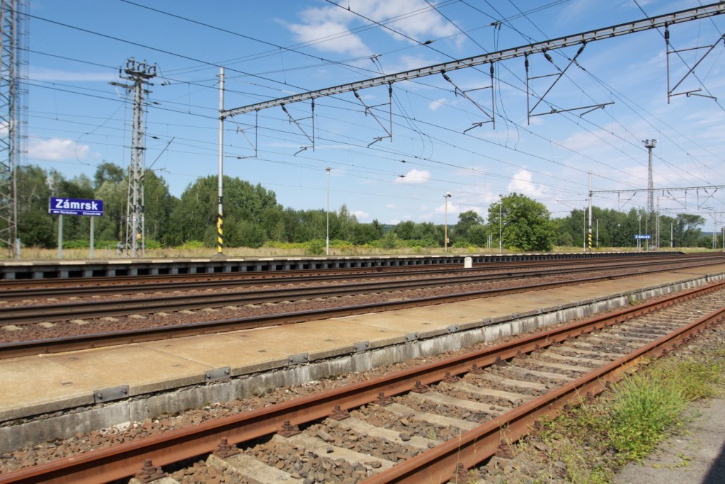 železniční stanice Zámrsk