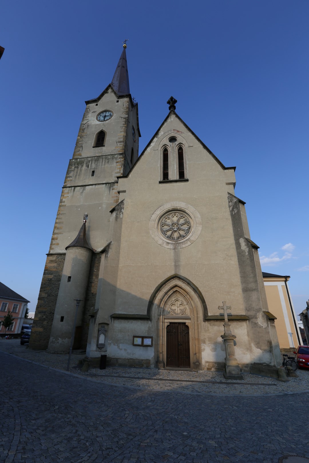 kostel sv. Tomáše z Canterbury.